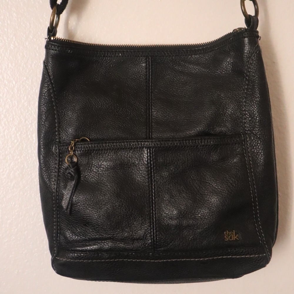 The Sak iris leather hobo bag black medium